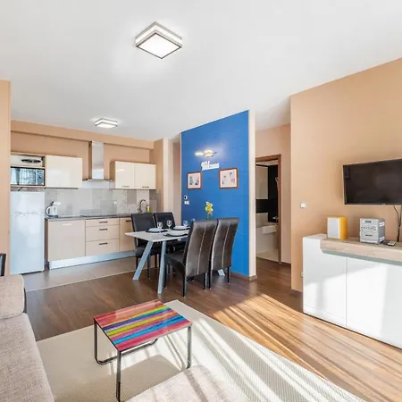 Mf Port Azur Wellness Apartment