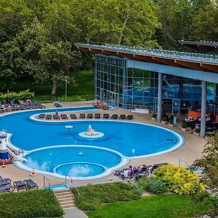 Mf Port Azur Wellness Siofok