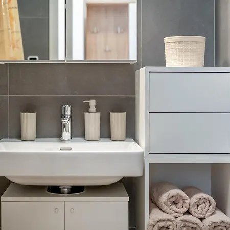 Mf Port Azur Wellness Siofok