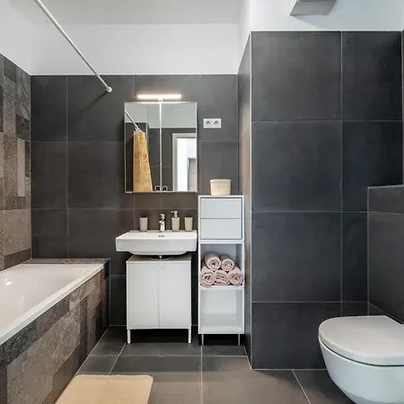 Mf Port Azur Wellness *